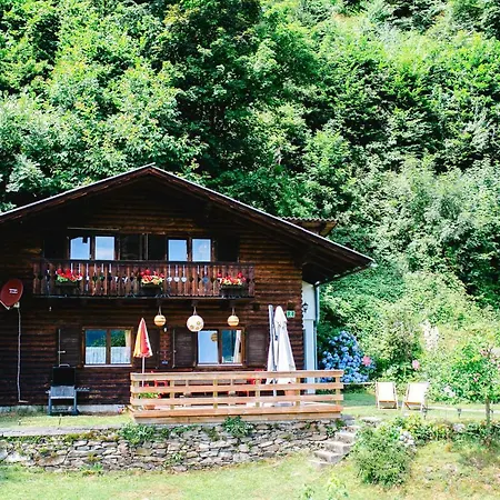 Holidayhome Knusperhauschen * Sattendorf
